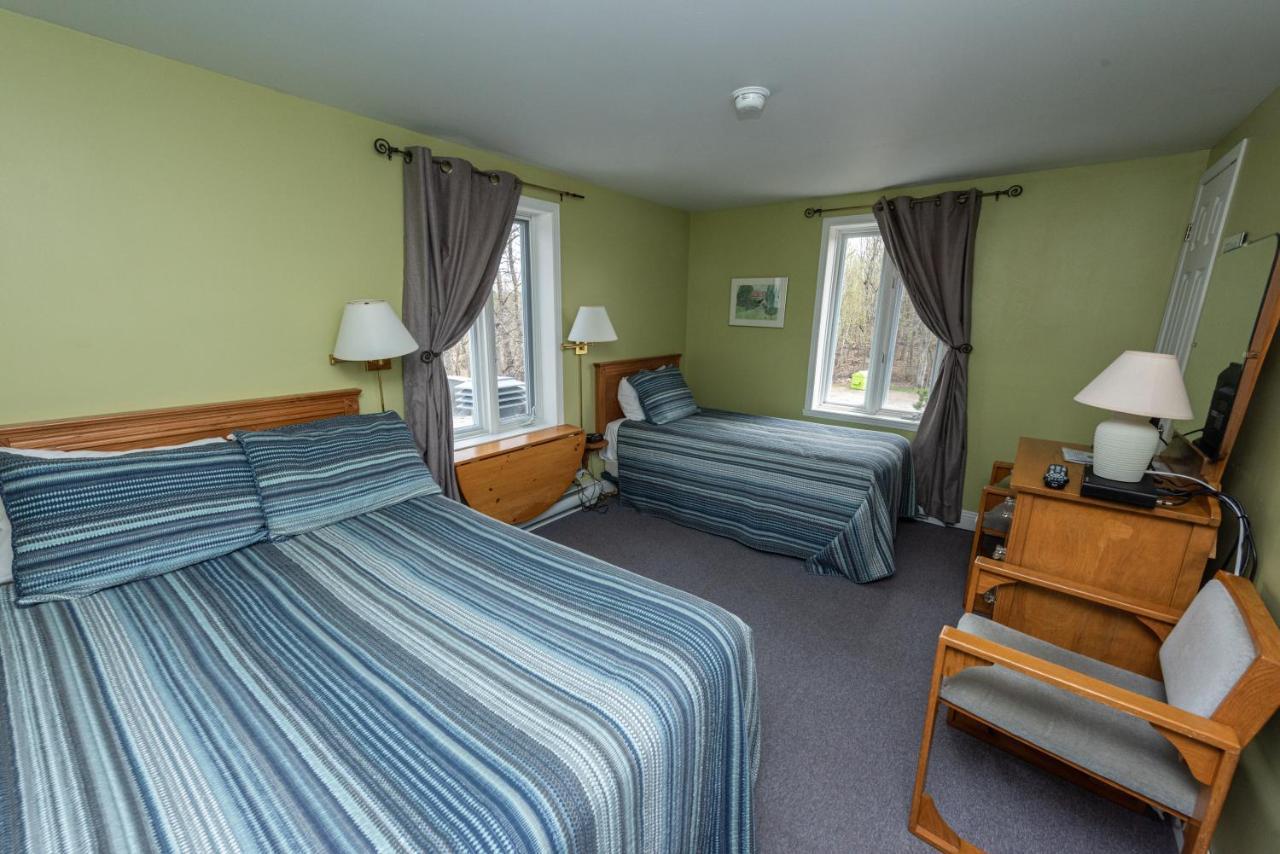 Auberge Beausejour Les Eboulements Bagian luar foto