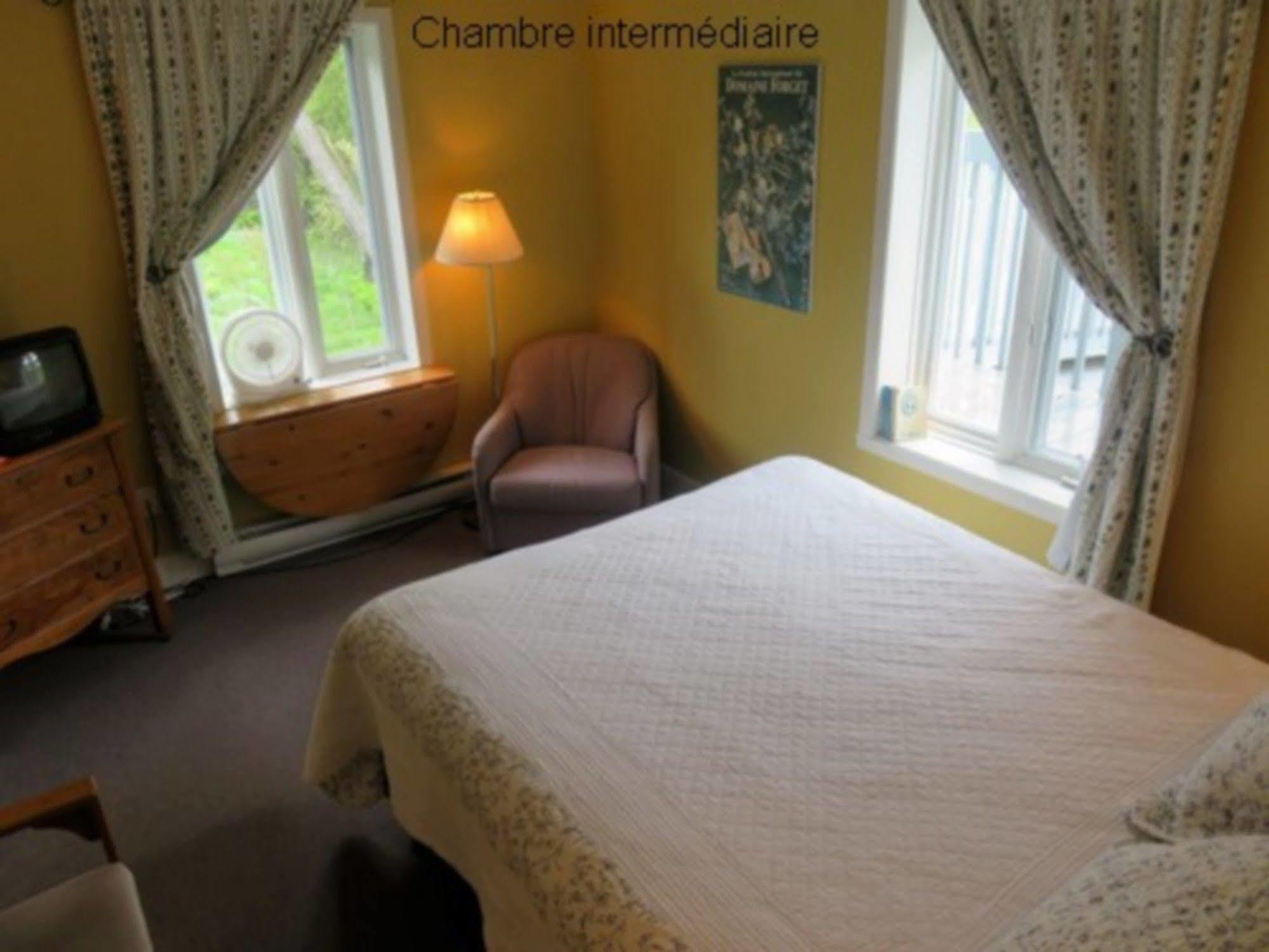Auberge Beausejour Les Eboulements Bagian luar foto